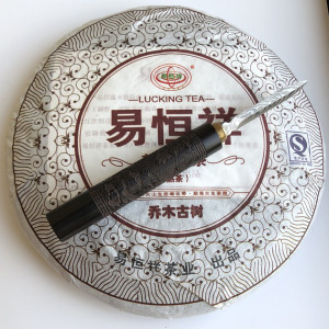 Шу Пуэр YIHENGXIANG PUER TEA блин 357 г 2008 год